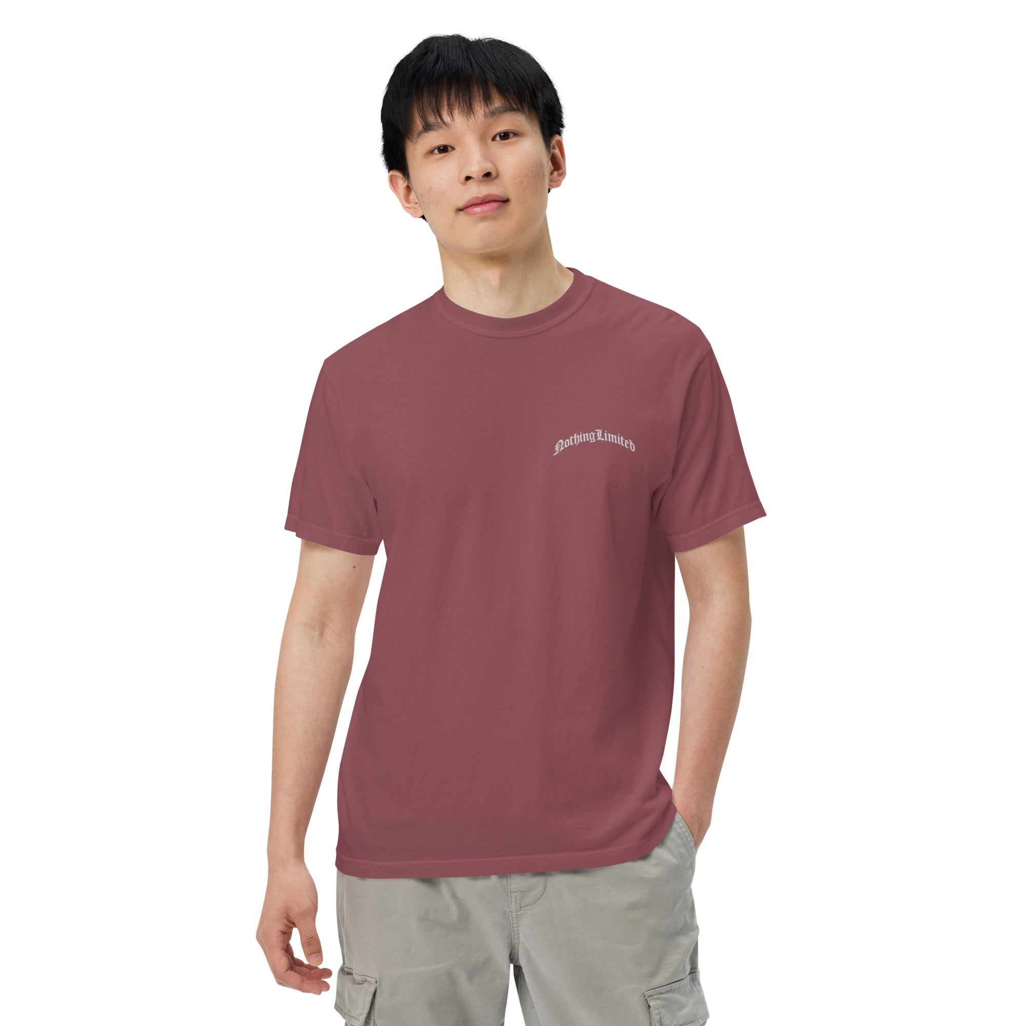 Men’s garment-dyed heavyweight embroidered “NOMPTON” tee